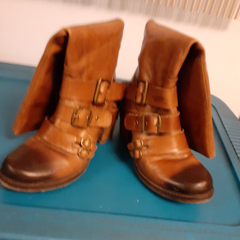 Matisse like new knee high boots. Size 8 1/2 - Picture 1 of 5